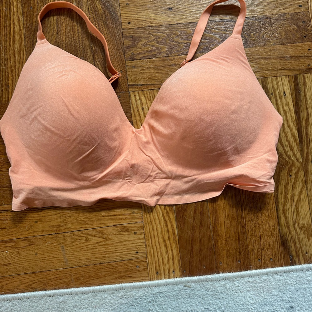 Victoria's secret pink wireless push up bra XXL